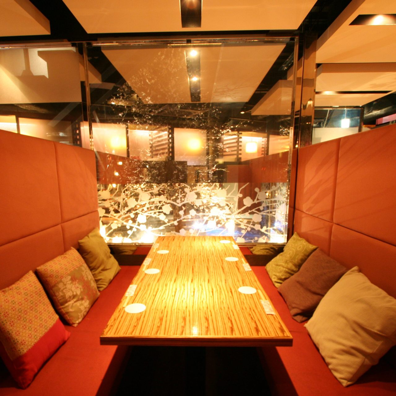 接待などに最適 東京駅近辺でゆっくりお食事ができるお店3選